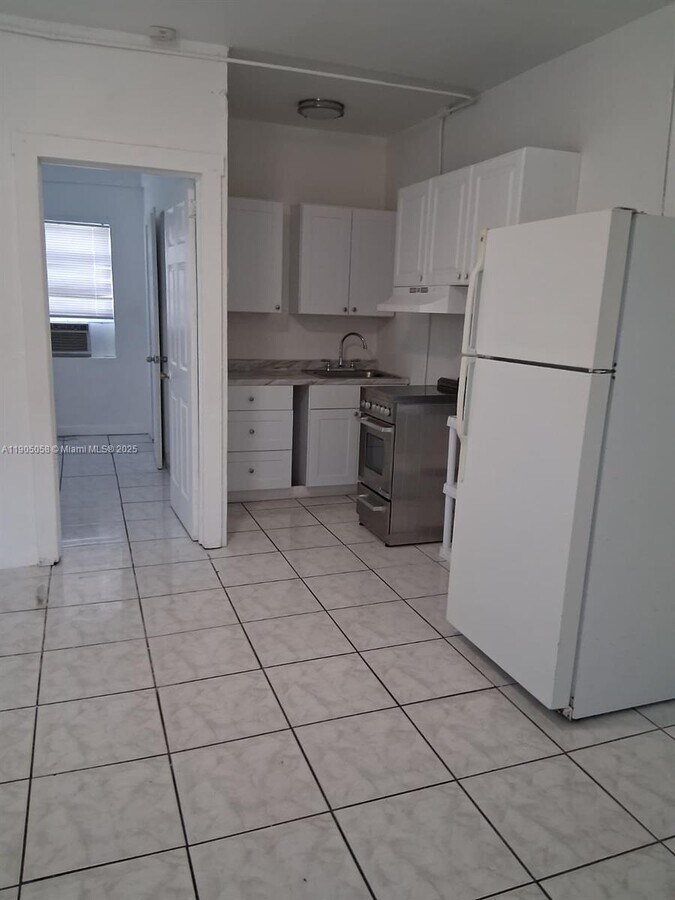 Photo - 2549 NE 190th St Unit 3
