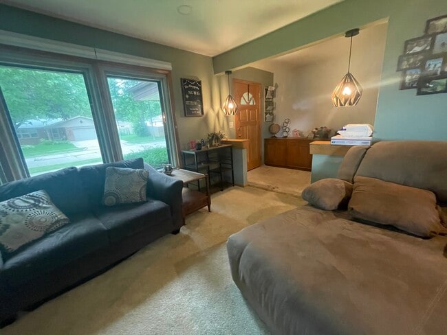 Photo - 6016 S 19th St