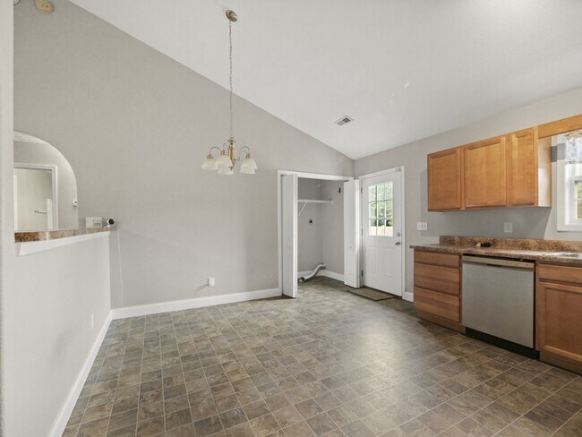 Photo - 6554 Colossal Ln