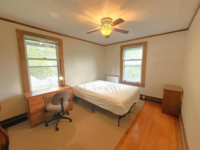 Photo - 103 Spring Ln
