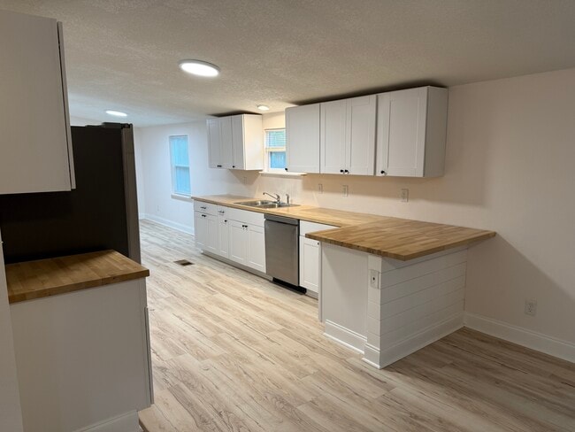 1800 Century Blvd Unit HOUSE