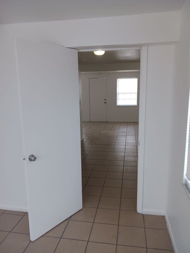 Photo - 3 bed home in Holiday, FL!