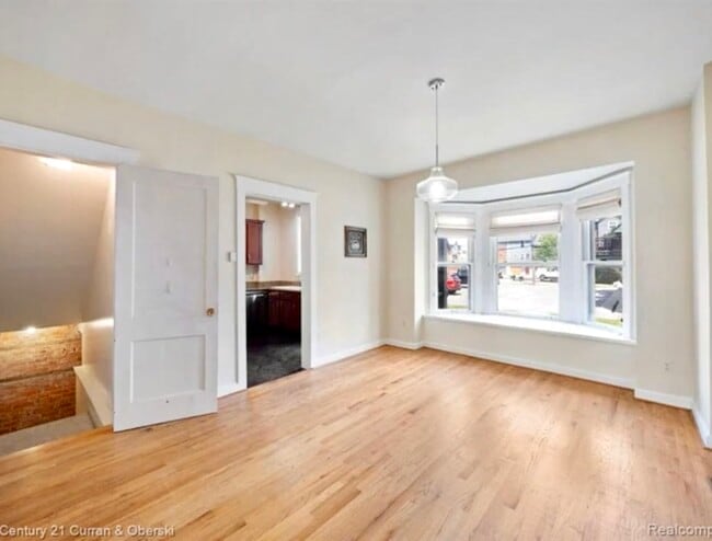 Spacious Dining Room w/ Bay Windows! - 455 E Ferry St Unit Condo