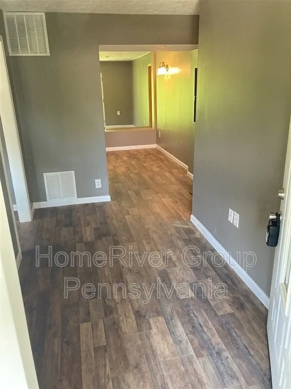 Photo - 221 Caruso Dr