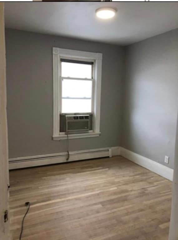 Photo - 729 Broadway Unidad 2