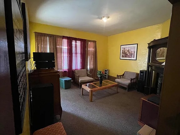 Photo - 912 W Hadley St Unit 1