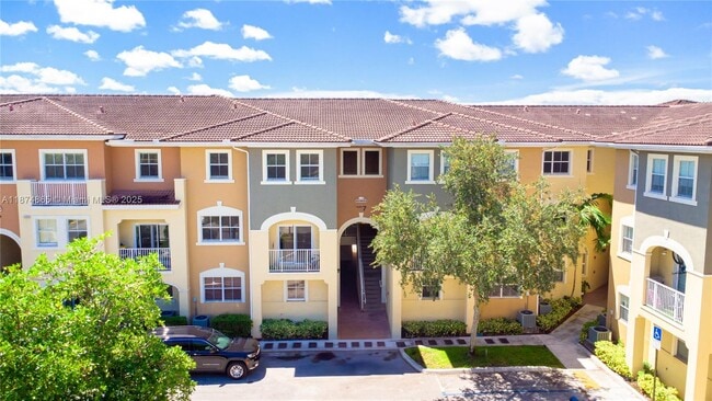 Building Photo - 10870 NW 88th Terrace Unit 209 Rental