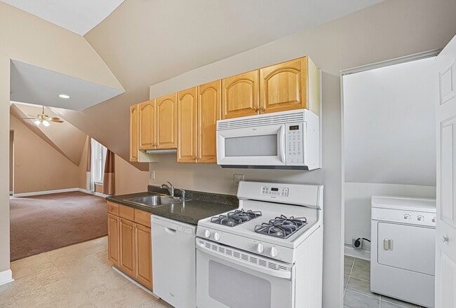 Photo - 64 South St Unidad 3