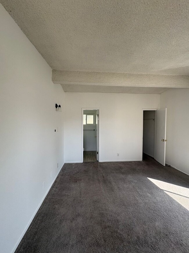 Building Photo - 12479 Culver Blvd Unit 5