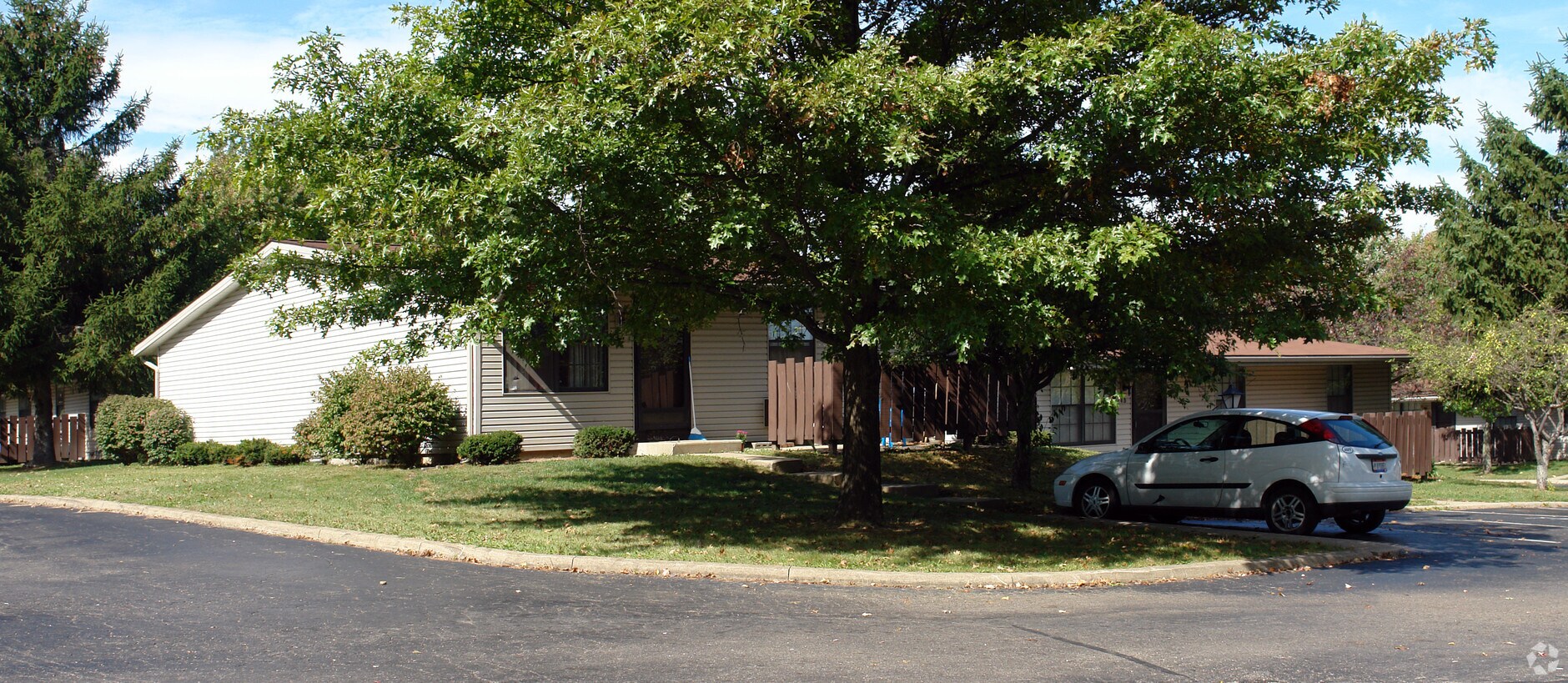 Villa North Apartments - Villa North Apartments