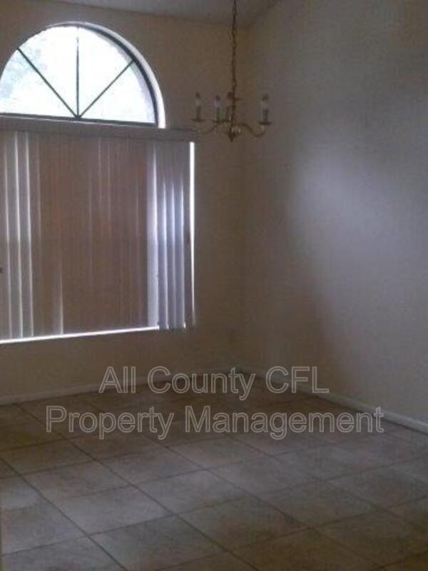 Photo - 2026 Larkwood Dr