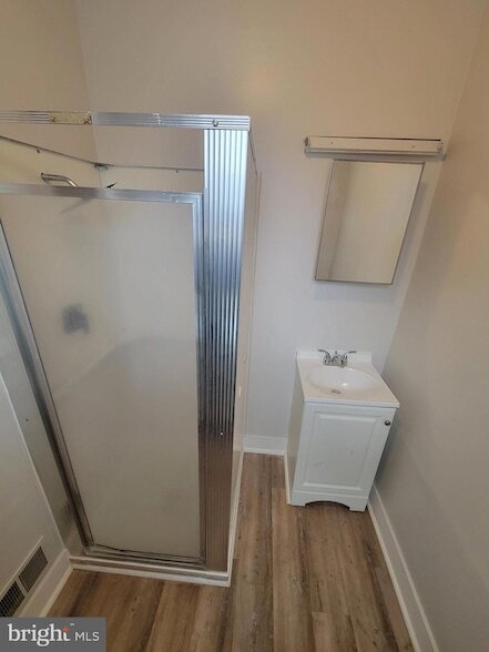 Photo - 551 Cherry St