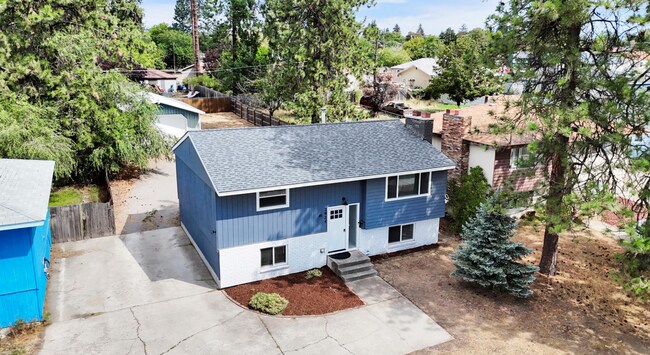 Photo - Charming Unfurnished Spokane Home with Large Shop in a Prime Northwest - Unfurnished