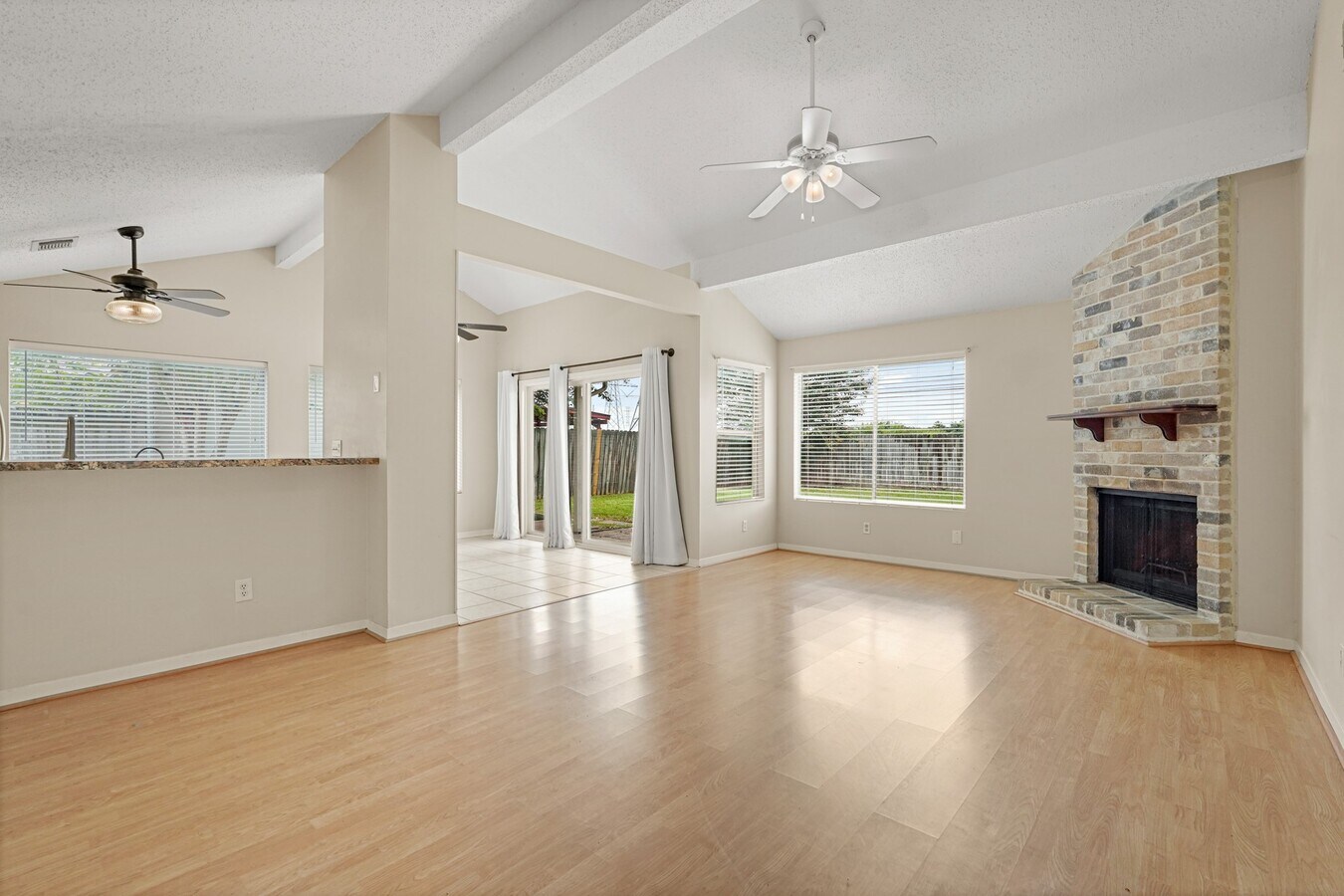 Photo - 2911 Garden Ln