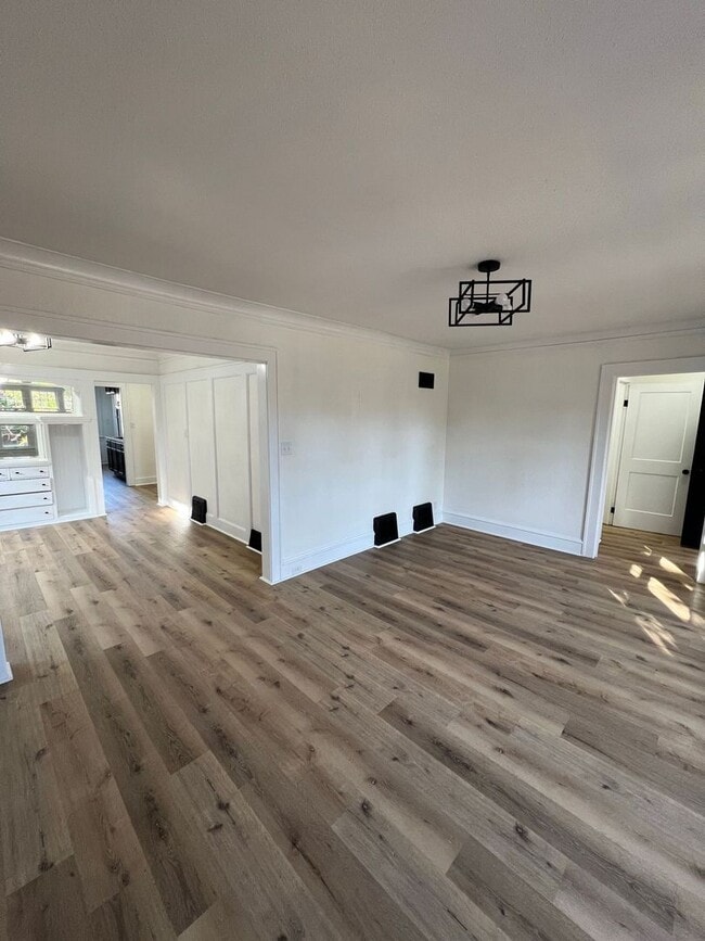 Photo - Brand new fully renovated 5 Bedroom Single...