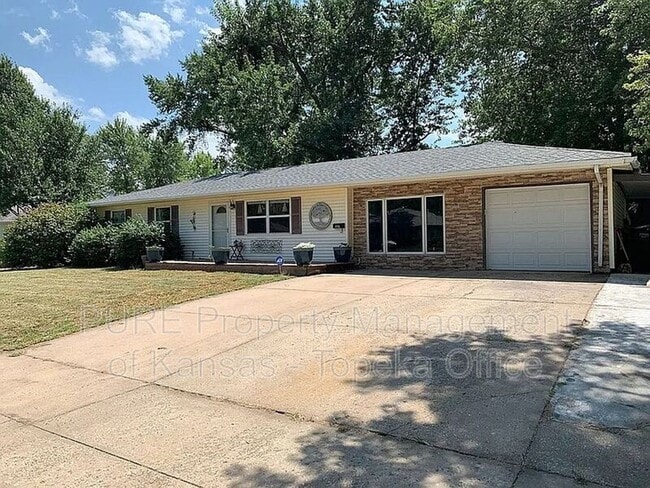 Building Photo - 3329 SW Kiowa St