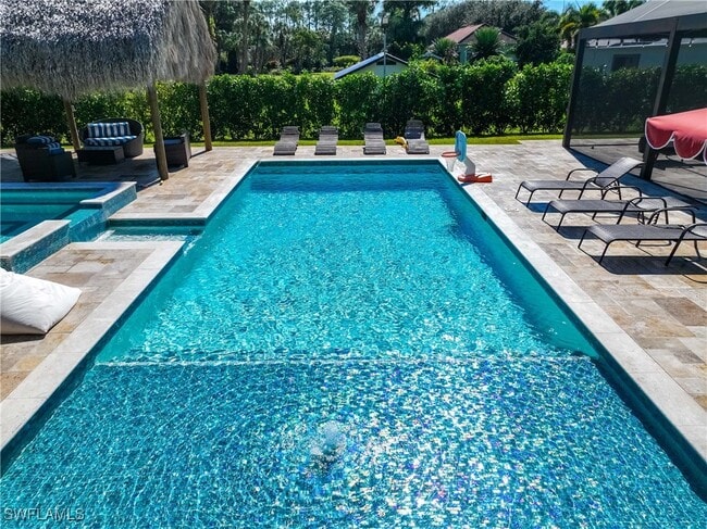 Building Photo - 1890 Oakes Blvd