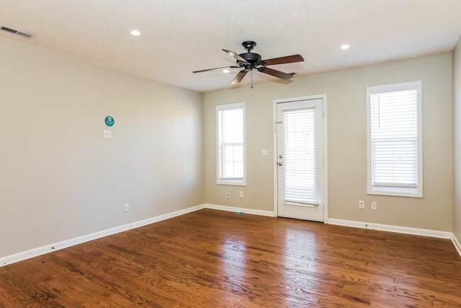 Photo - 10007 Nevada Ave