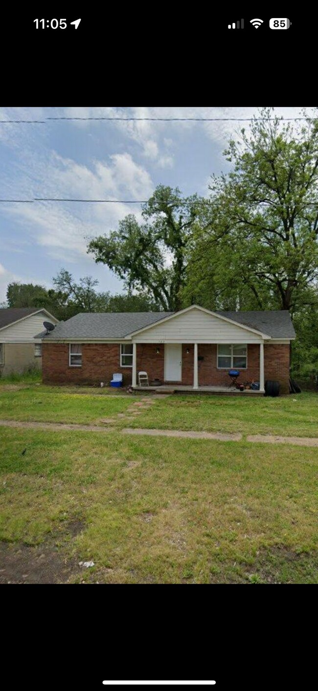 Photo - 707 Cecelia Ave