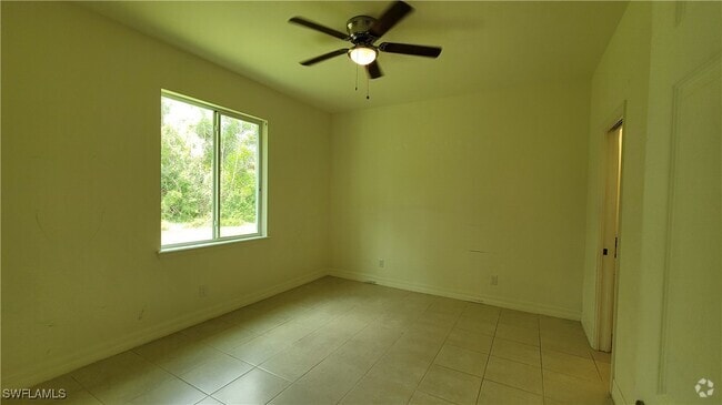 Building Photo - 3208 SW 17th Pl Rental