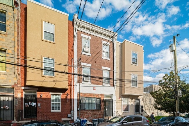 Building Photo - 2213 N Camac St Unit B
