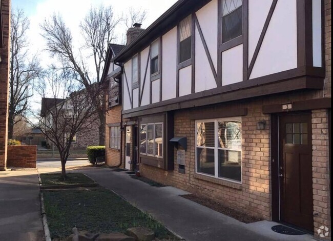 Building Photo - 3119 E 25th Pl Rental