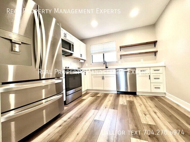 Photo - 3021 Heathstead Place Unidad APT B