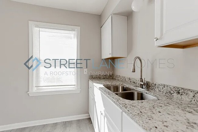 Photo - 3458 Orchard Ave