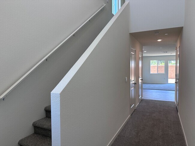 Photo - Beautiful 2024 Built 4/3 - New Subdivision!