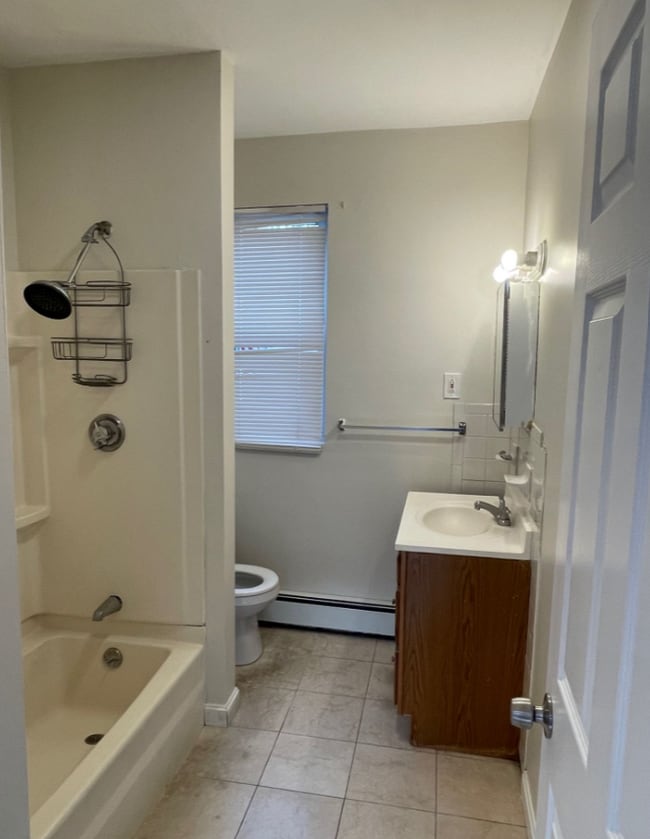 Photo - 75 Putnam St Unit 1