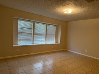 Photo - 10118 Kirkbluff Dr