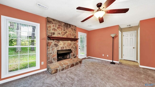 Photo - 210 Andra St