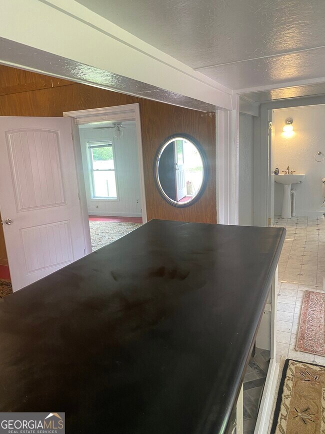 6063 Effingham Hwy Apartment Oliver, GA