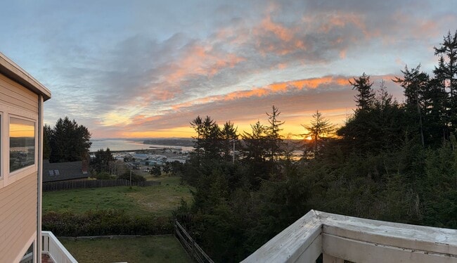 Photo - Stunning Bay View Retreat – Fully Furnished 2 Bed / 2 Bath Near Charleston