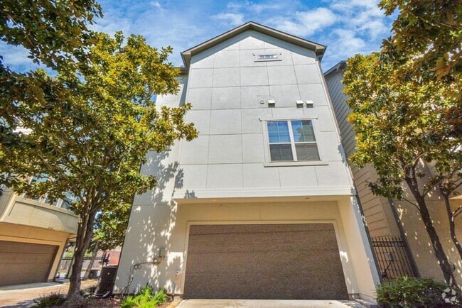 Building Photo - 2918 Leeland St Rental