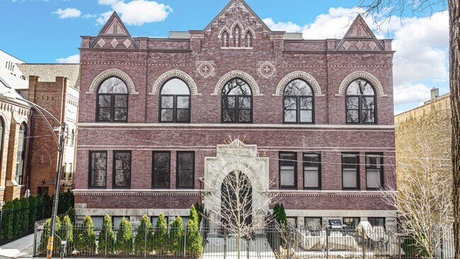 Photo - 915 N Hoyne Ave Unit 8