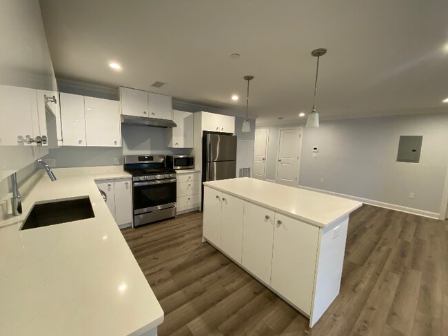 Photo - 918 Providence Hwy Unit 216