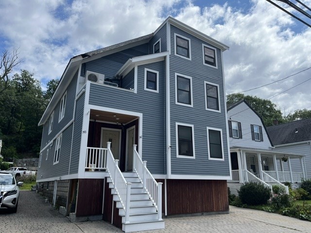 Building Photo - 743 Highland Ave Unit 3