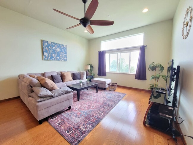 Building Photo - 624 S 23rd St Rental