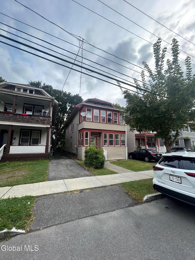 Building Photo - 443 Myrtle Ave Rental