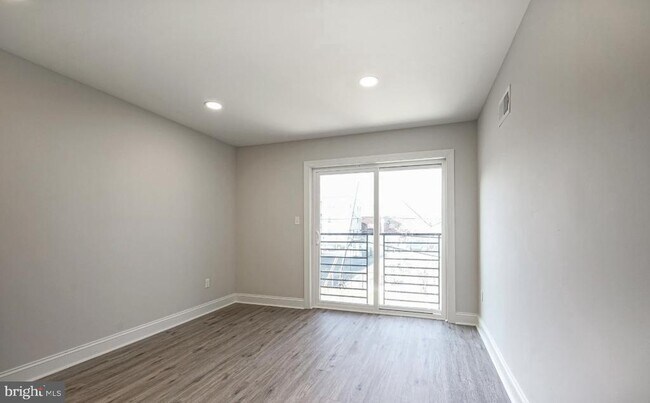 Photo - 1702 N Gratz St