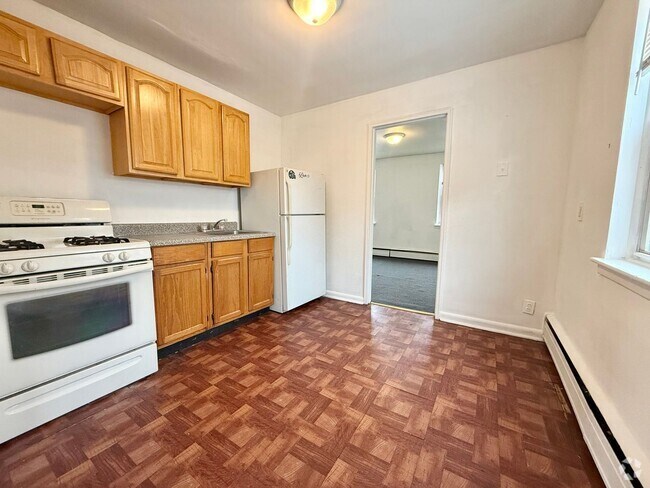 Building Photo - Spacious 1-Bedroom Apartment in a Quiet Ne...