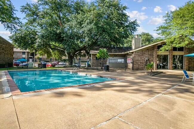 Artwood Apartment Homes