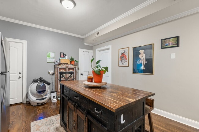 Photo - 166 Boylston St Unit 1