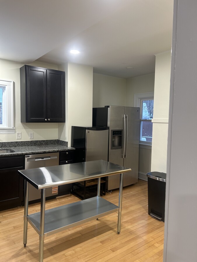 Photo - 1505 Adams St