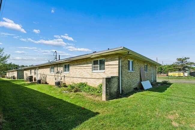 Photo - 4996-4998 Northtowne Blvd Unit 4998