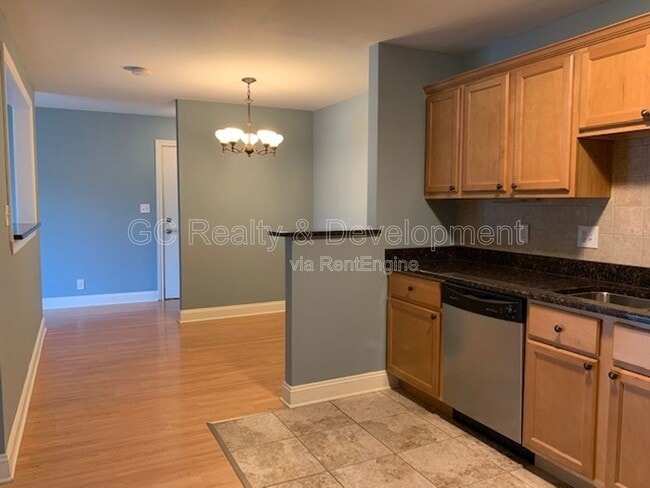 Photo - 13 Simpson St Unit B