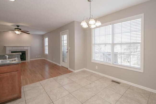 Photo - 3147 Holly Point