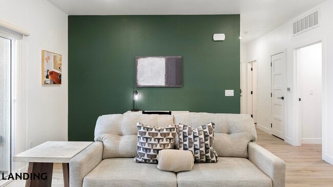 2555 N Rancho Dr Unit 2015