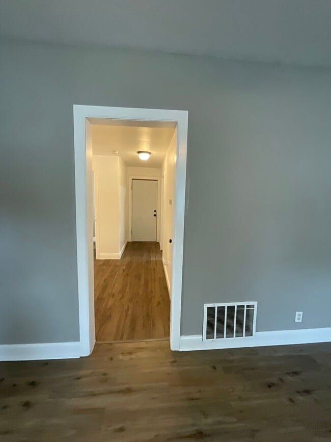 Photo - PRE-LEASING!! AVAILABLE JUNE 10TH Very Nice 2 Bedroom 1 Bath House - Recently Remodeled!